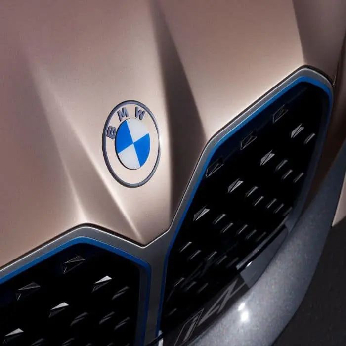 خدمات السيارات الكويت 7 بي-ام-دبليو-Bmw