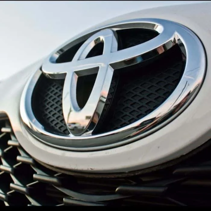 خدمات السيارات الكويت 12 توياتا-Toyota